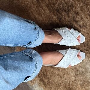 Veronica Beard Dodo woven leather sandals